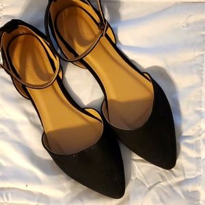 NWOT Charlotte Russe flats